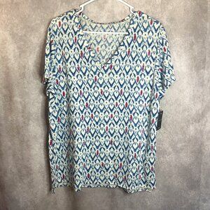 NWT Women's Lucky Brand V Neck T shirt Med
